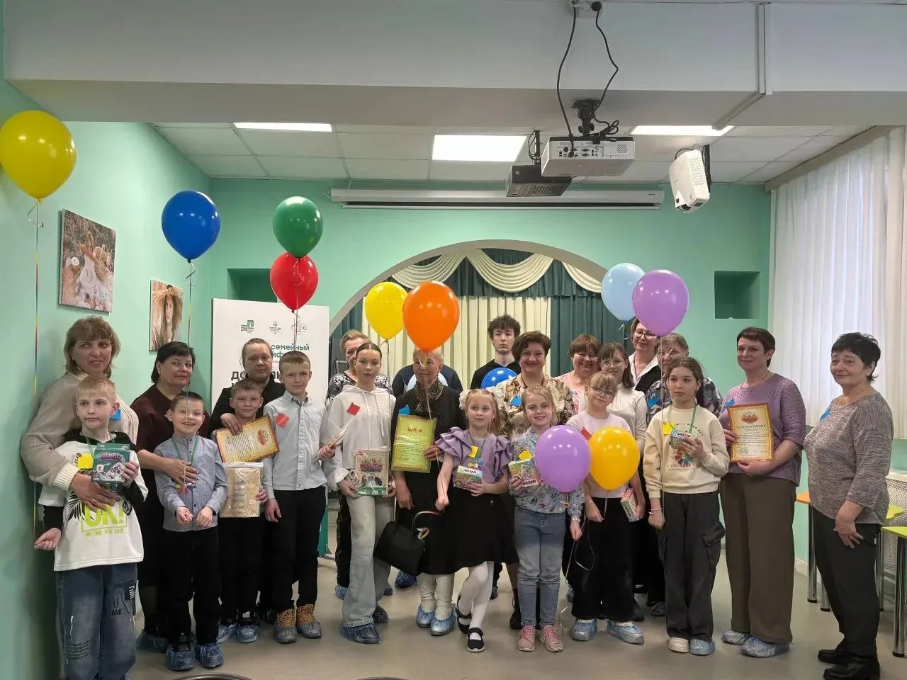 ✨️Как помогают семьям с детьми в Муроме В Муромском Семейном МФЦ продолжается активная работа по ока