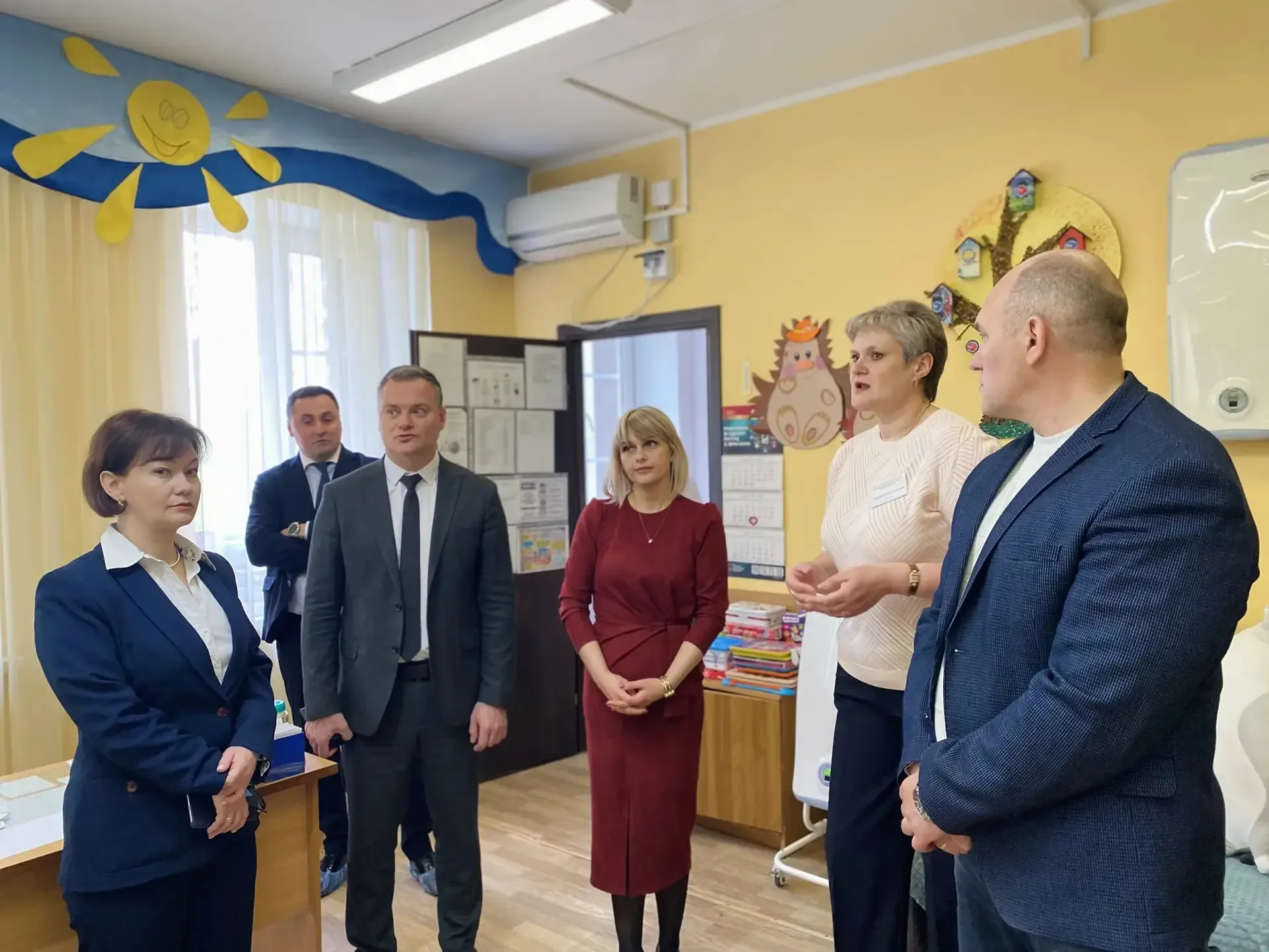 Выездное совещание на площадке Областного СРЦ провел Парламентский комитет Волгоградской областной Д