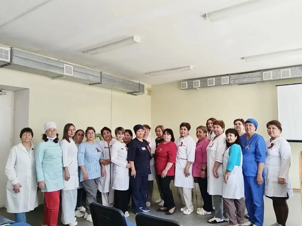 Дорогие медицинские сестры! Поздравляем вас с профессиональным праздником!   Спасибо вам за ваш бесц