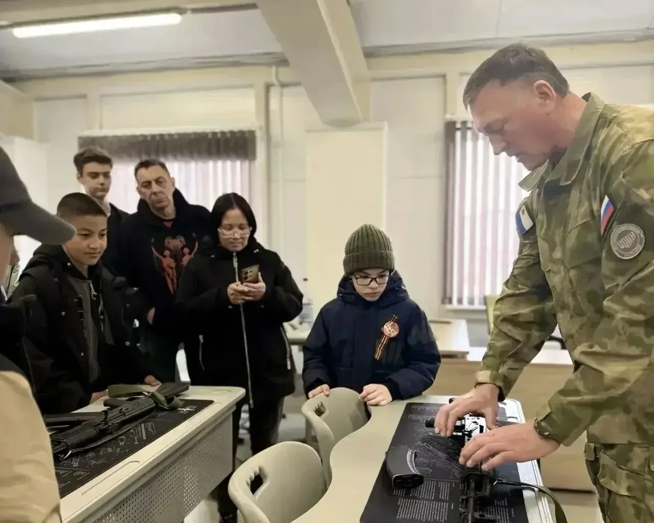 В Центре «Воин» прошел День открытых дверей 💪  Для родителей будущих участников летних военно-патрио