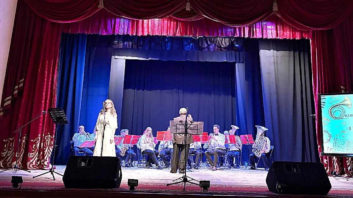 «ГОЛОСА ОРКЕСТРА» В ГОРЯЧЕМ КЛЮЧЕ!    В Горячем Ключе в уютных стенах Творческого объединения «Перек
