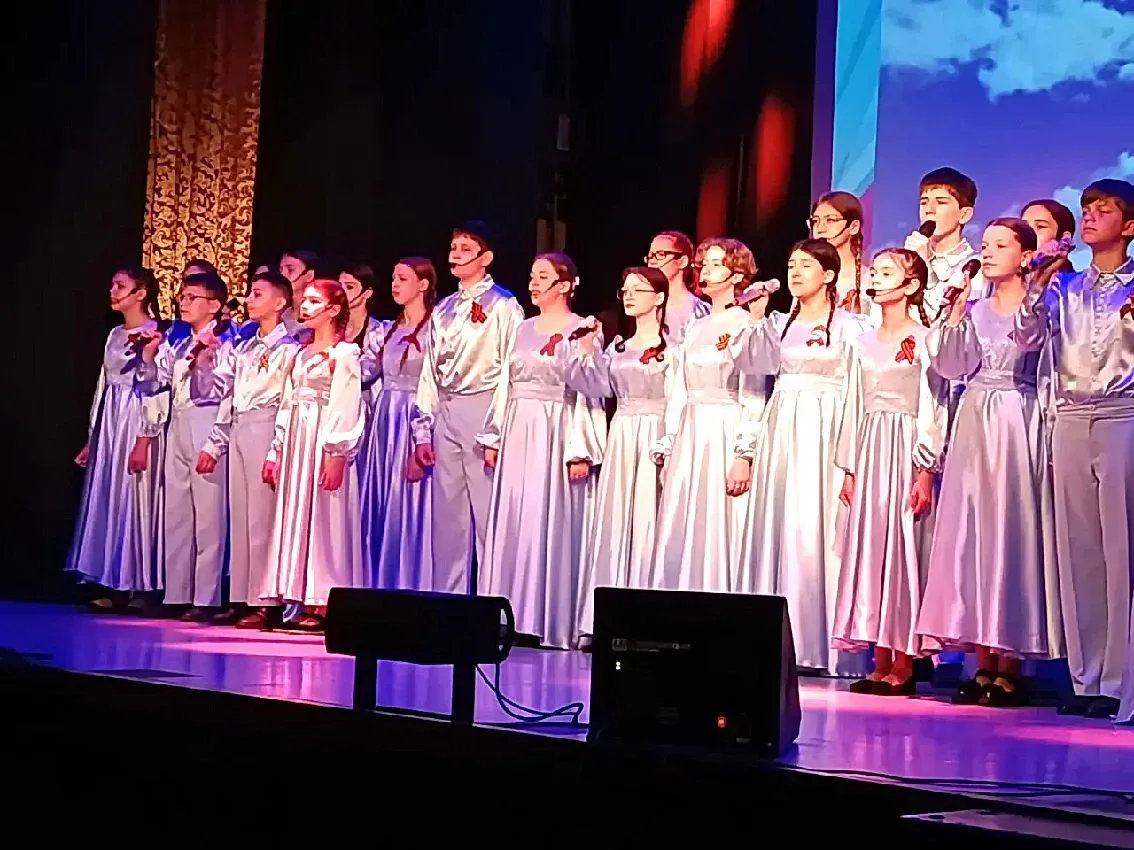 ПРАЗДНИК ВСЕХ НАРОДОВ!   В День Великой Победы на главной сцене Темрюкского района состоялся тематич