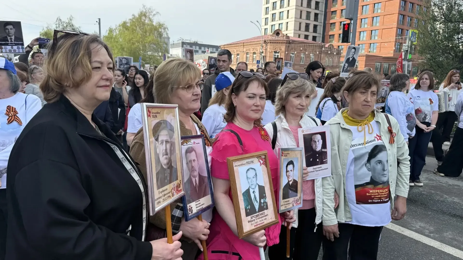 «Бессмертный полк»: минтруда и  соцразвития региона в строю победителей! 🎖  Сотрудники министерства 