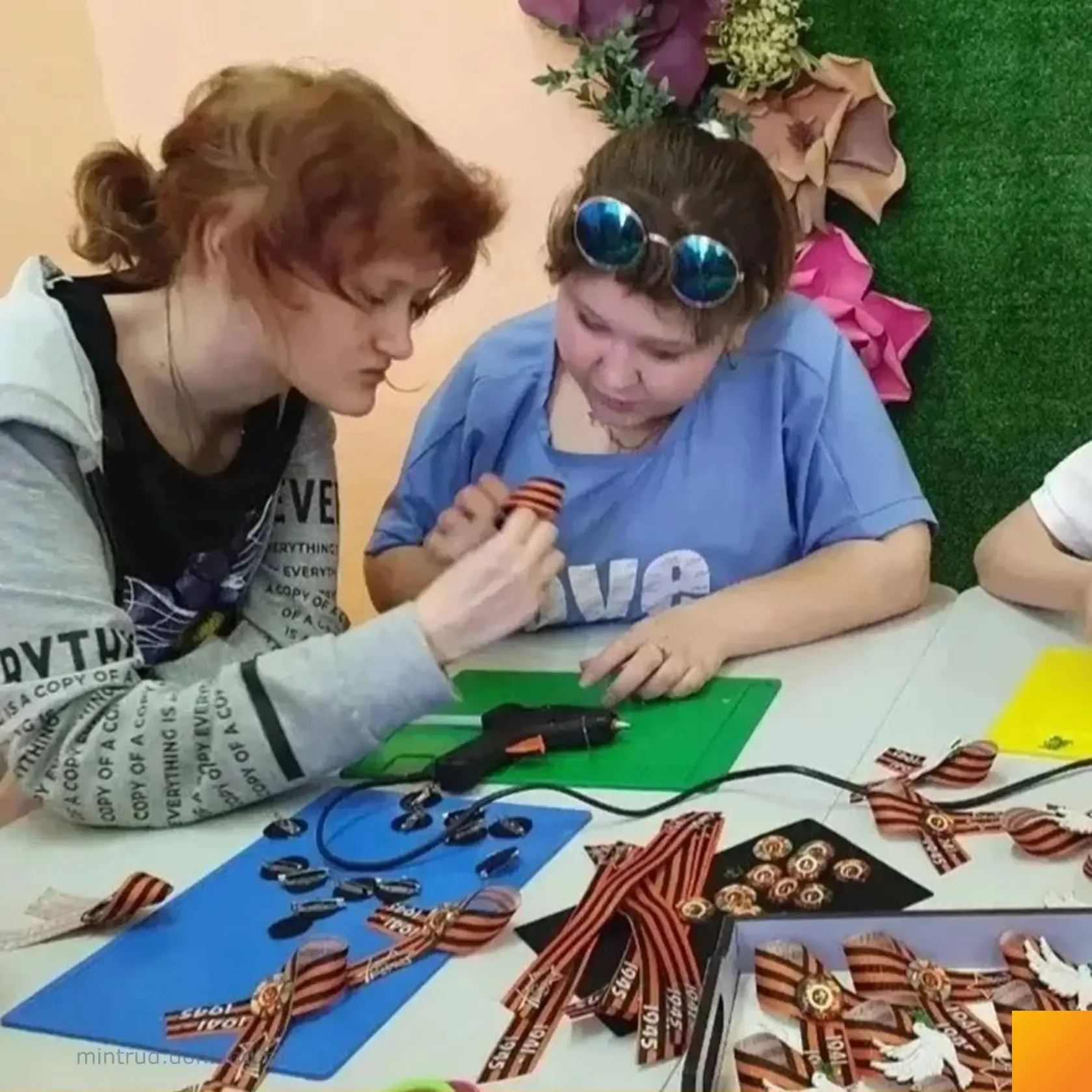 В учреждениях социального обслуживания семьи и детей Ростовской области реализуется система социальн