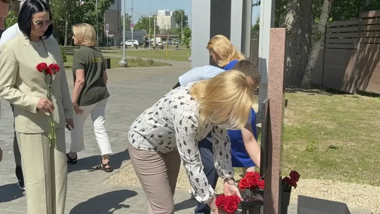🇷🇺 Память в городе: место силы и гордости Рязани  🌿В Рязани это место называется Гвардейский сквер. 
