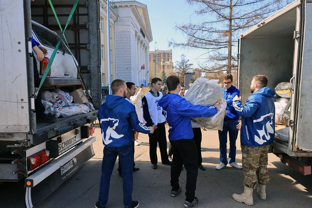 Волонтёры Красноярского края отправили транспорт и посылки военнослужащим  🚛 Волонтёры Красноярского