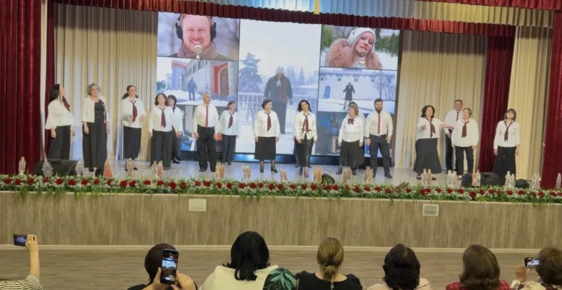 💥В зале ЦОД «Спутник» прошло торжественное мероприятие под девизом «Дружба народов — единство России