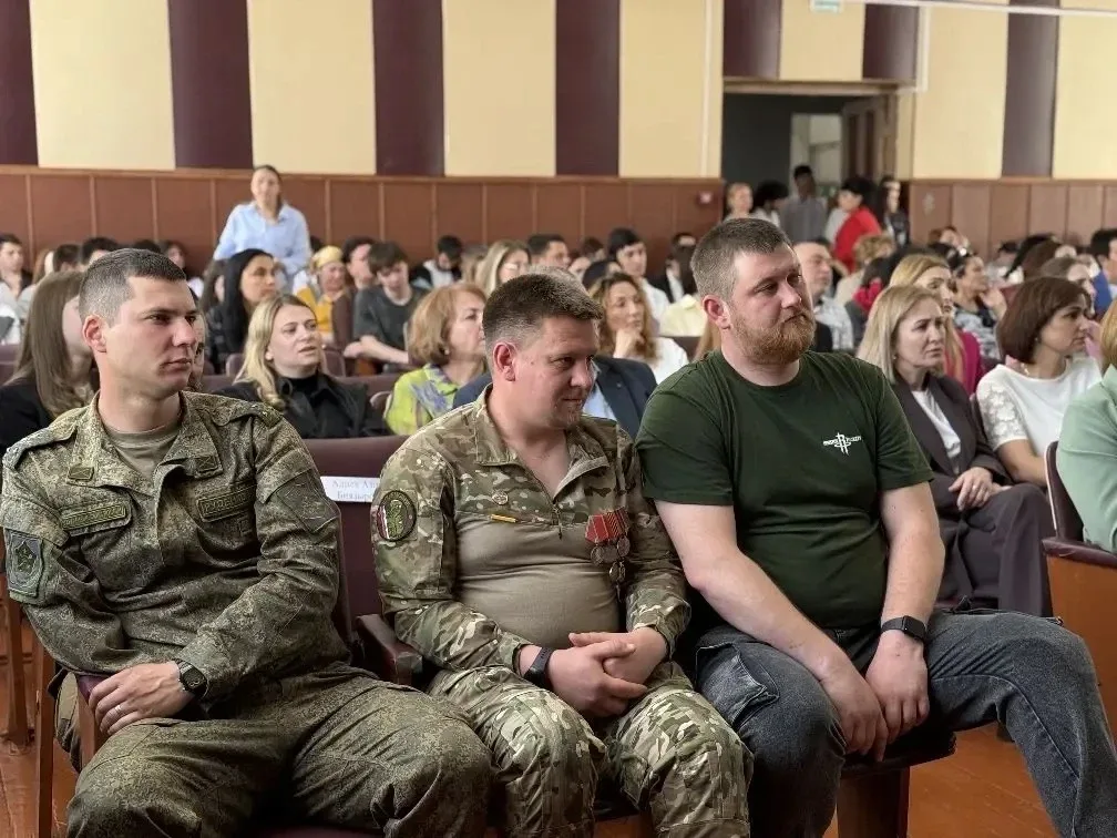 🏆ГРАНДИОЗНЫЙ ФИНАЛ: ТОРЖЕСТВЕННОЕ ЗАКРЫТИЕ РЕГИОНАЛЬНЫХ ЧЕМПИОНАТОВ «АБИЛИМПИКС 2026» И «МАСТЕР ГОДА