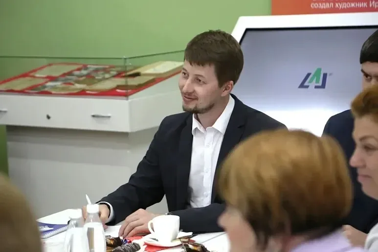 Семья в центре внимания: в Тульской области обсудили создание «Центров семьи» ❤️  Тульскую область п