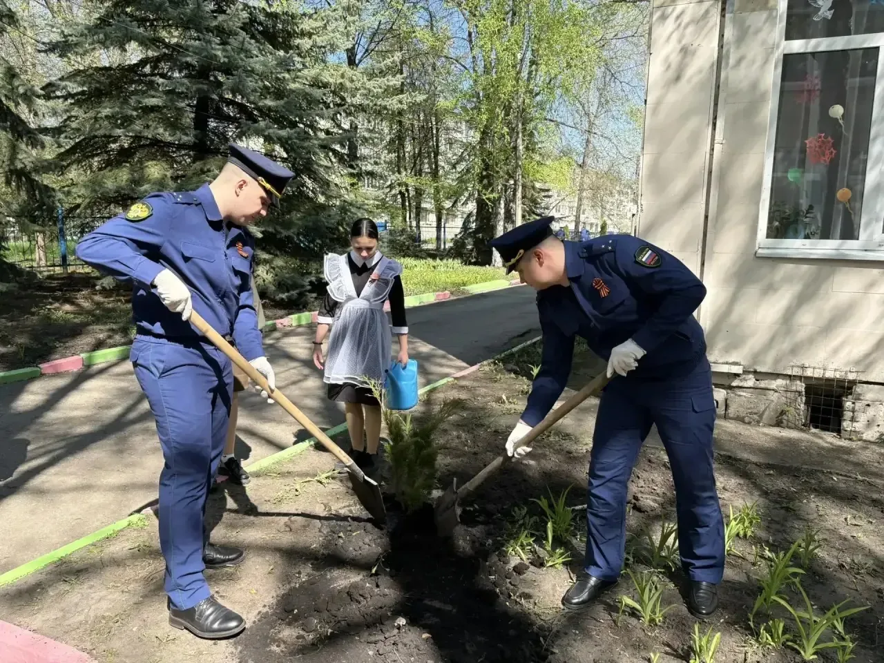 🇷🇺 Благодарность без срока давности, нынешние дети - детям войны.  🌳 Аллея мужества  С чего начинает