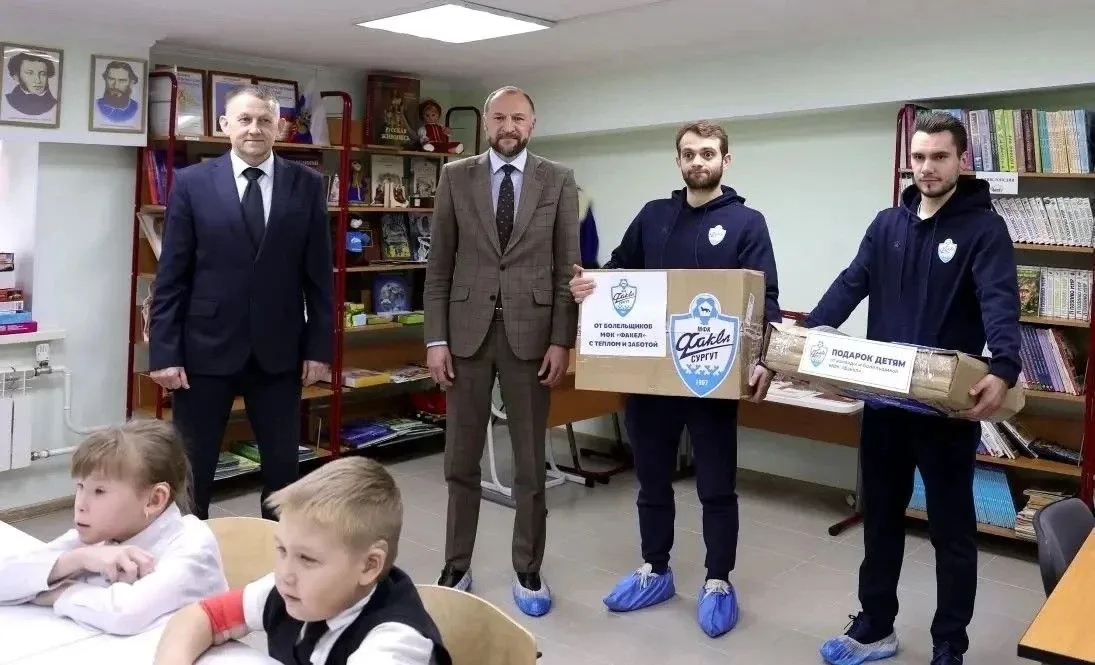 🎉 Завершилась акция «Слышим сердцем»!  На одном из матчей между сургутским мини-футбольным клубом «Ф