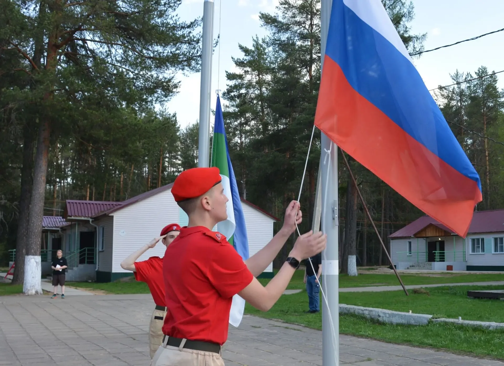 Выжить в экстремальных условиях💪 перевязать рану🩸 запустить БПЛА💥  В «Гренаде» стартовал региональны