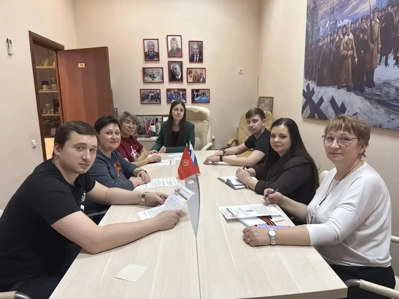 В преддверии Дня Победы сотрудник Департамента Василий Литвиненко в составе делегации от Чукотского 