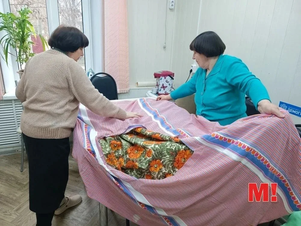 "Серебряные" волонтеры Марксовского района продолжают свою добровольческую деятельность.  Занялись и