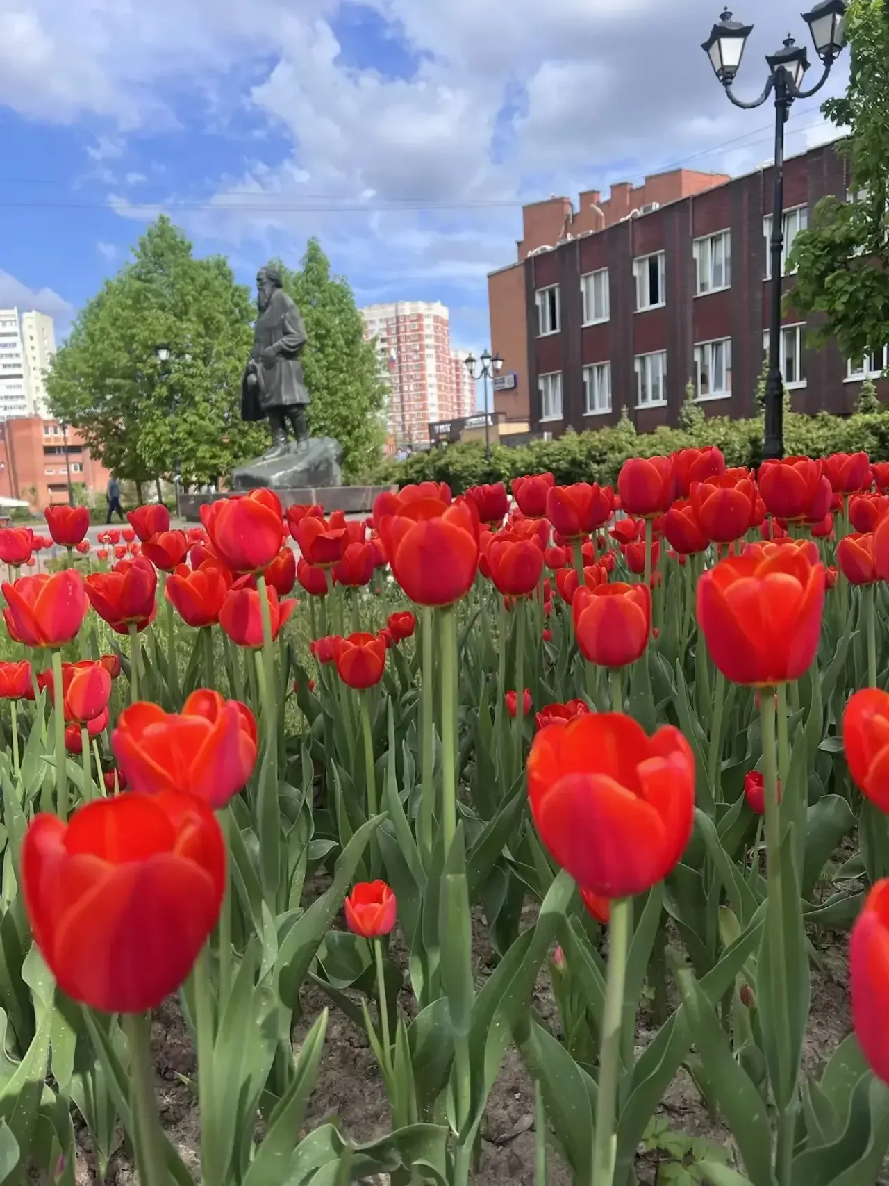 Доброе утро, дорогие наши подписчики!   ☀️За окном тепло и солнечно, а впереди два выходных дня. Это