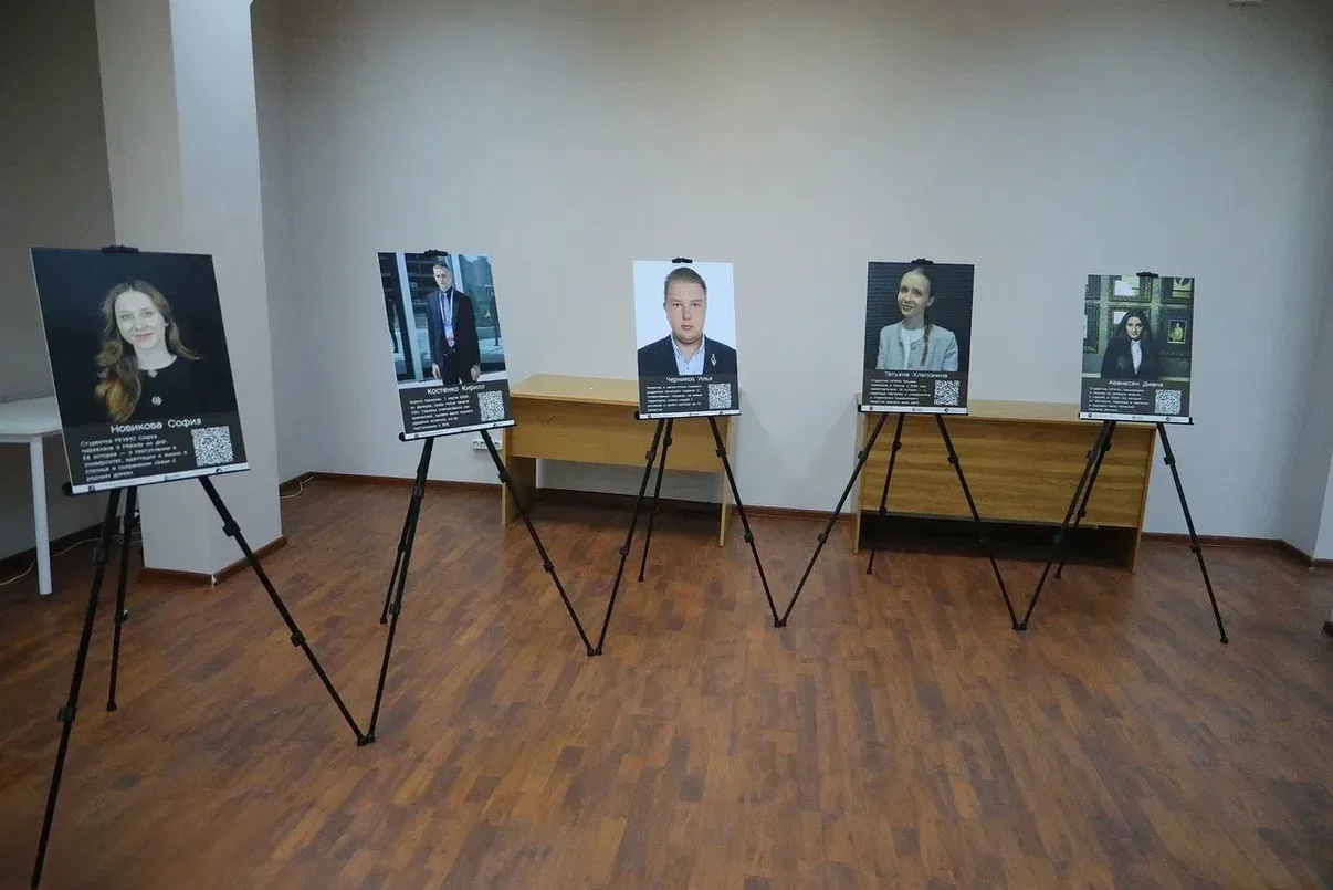 Выставка проекта «Своими глазами» открылась в Московском Политехе  📸 В Московском Политехническом ун