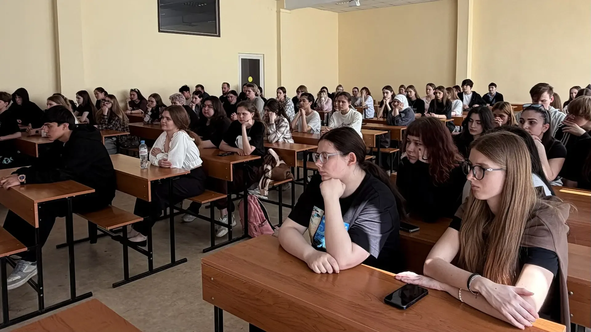 «Диалог с героем»: студенты РГСУ встретились с ветераном СВО  📢В Российском государственном социальн