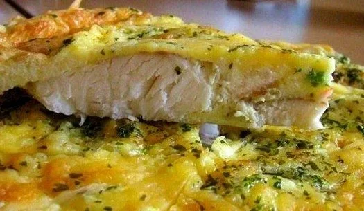 Треска в духовке со сметаной и сыром Рыба - замечательная пища. Она несравнимо полезней любого мяса.