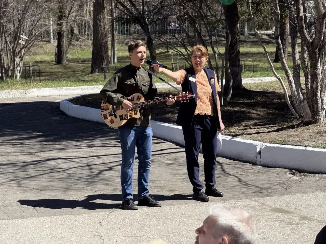 В Иркутске офицеры СК организовали полевую кухню для постояльцев интерната престарелых и инвалидов к