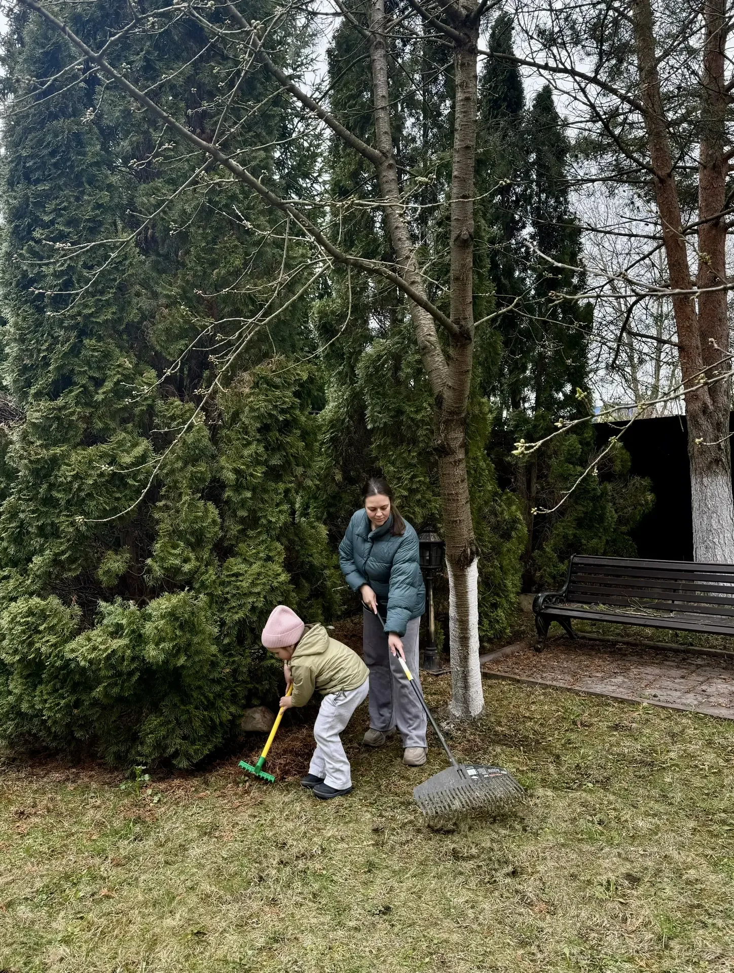 Немного нашей дачной атмосферы🏡  Майские идут по плану👌