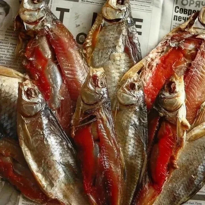 Внимание мужчины! Астраханская рыбка тут!  Весенняя акция: 1 кг вяленой рыбки — в подарок. Не пересу