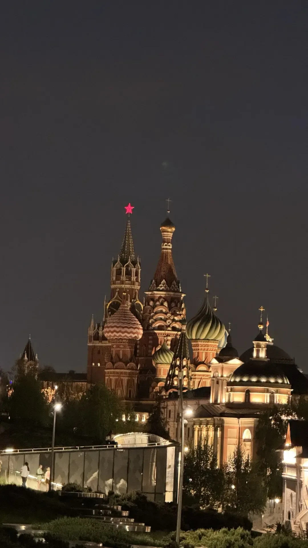 Зарядье, вечер, красота