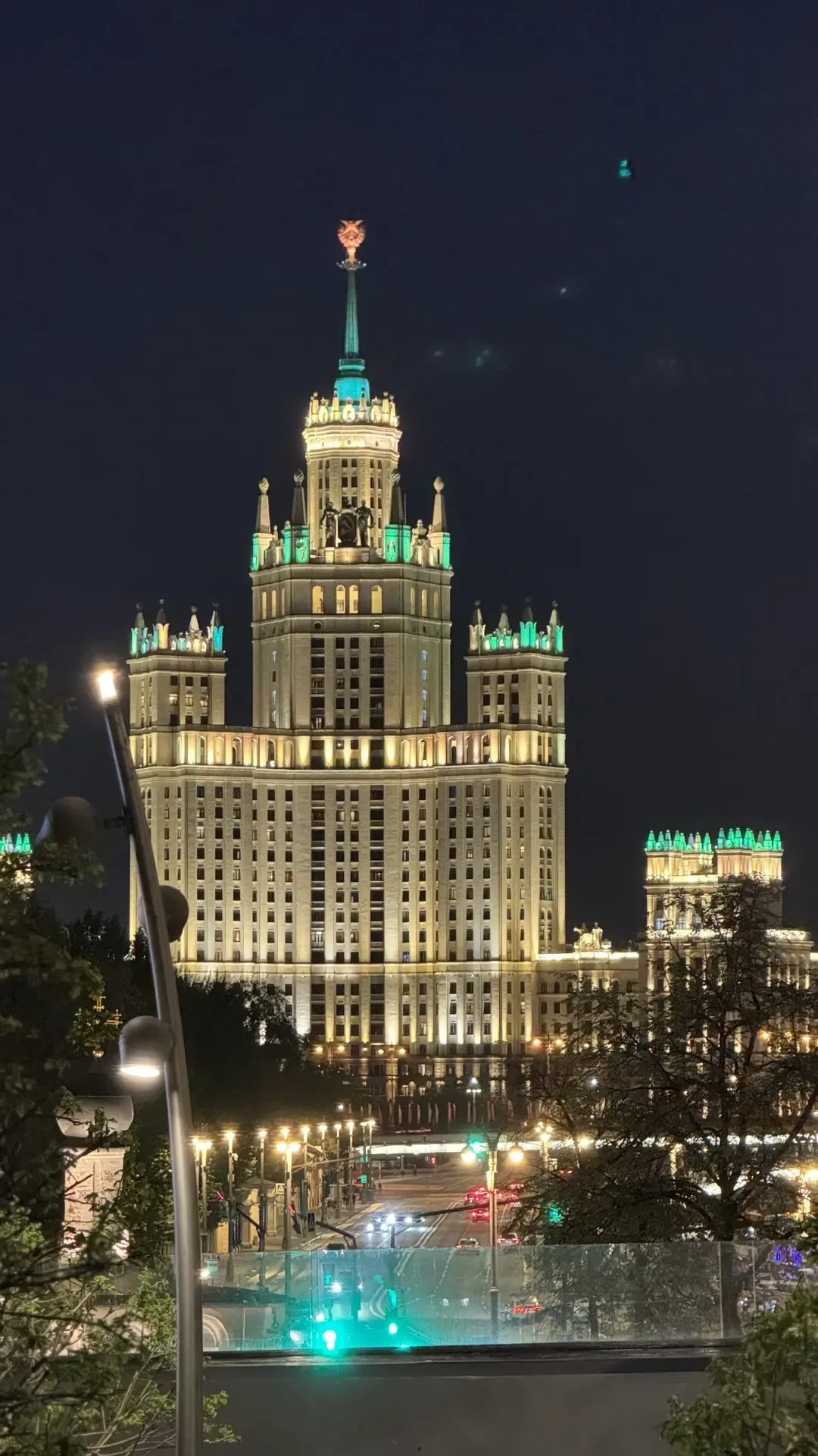 Зарядье, вечер, красота