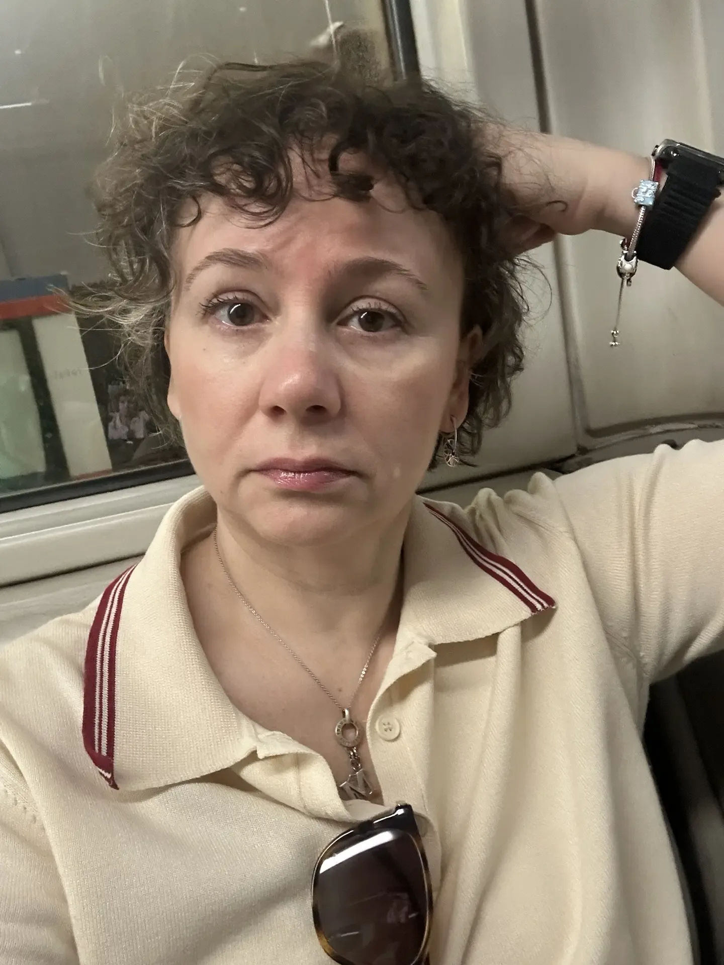 Один из страхов тревожников, даже лайтовых, перепутать время и дату выезда/вылета.   Поэтому я всегд