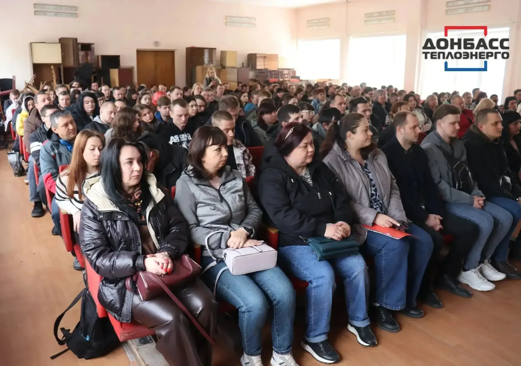 МОЛОДЕЖЬ ГУП ДНР «ДОНБАССТЕПЛОЭНЕРГО» ВСТРЕТИЛАСЬ С РУКОВОДСТВОМ КОМИТЕТА НАРОДНОГО СОВЕТА ПО ЖКХ  📆