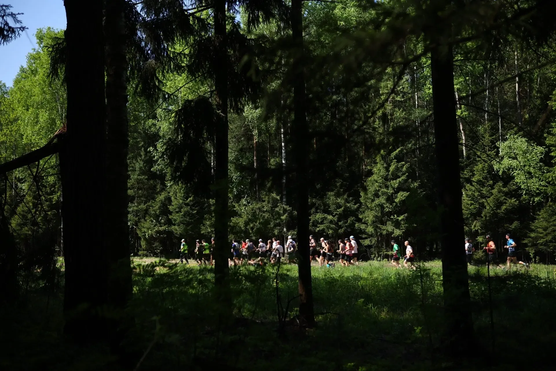 Сегодня в рамках нашего проекта Moscow Ring Tour мы поздравили беговой клуб ЖеRunners с их третьим д