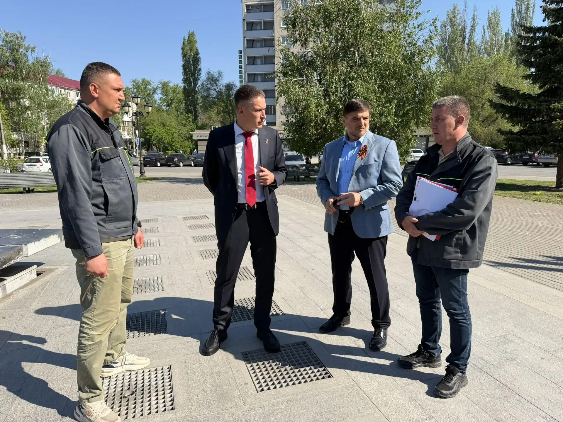 Сегодня по просьбе заместителя председателя городской думы Алексея Степанова встретился со специалис
