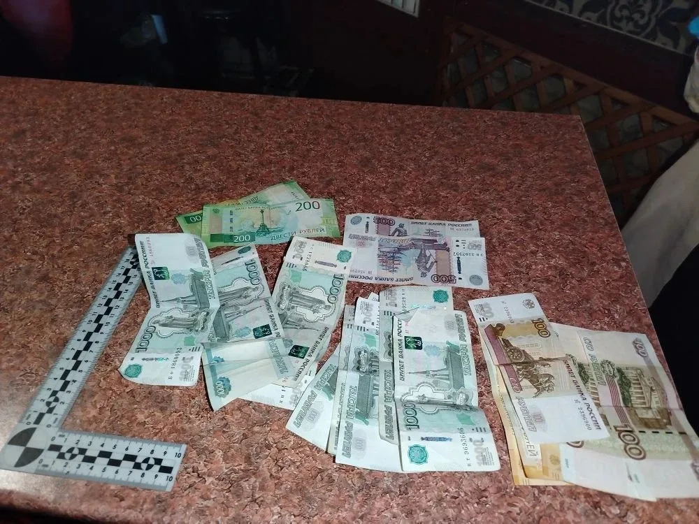 ⚠️ В Кузнецке накрыли подпольное казино  Сотрудники полиции получили оперативную информацию о работе