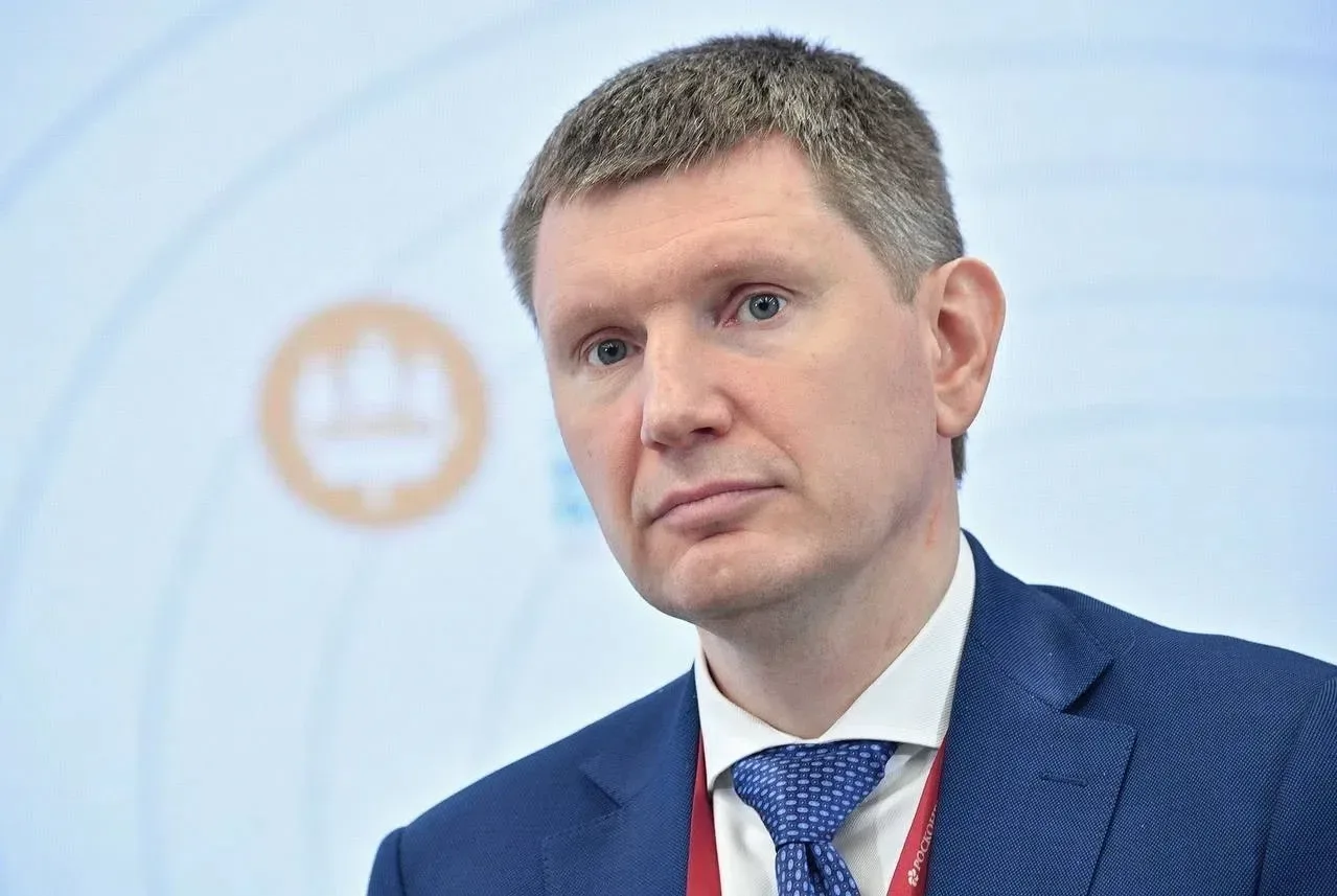 ⚡️Отправить пенсионеров работать, чтобы закрыть дефицит кадров, предложил глава Минэкономразвития Ма