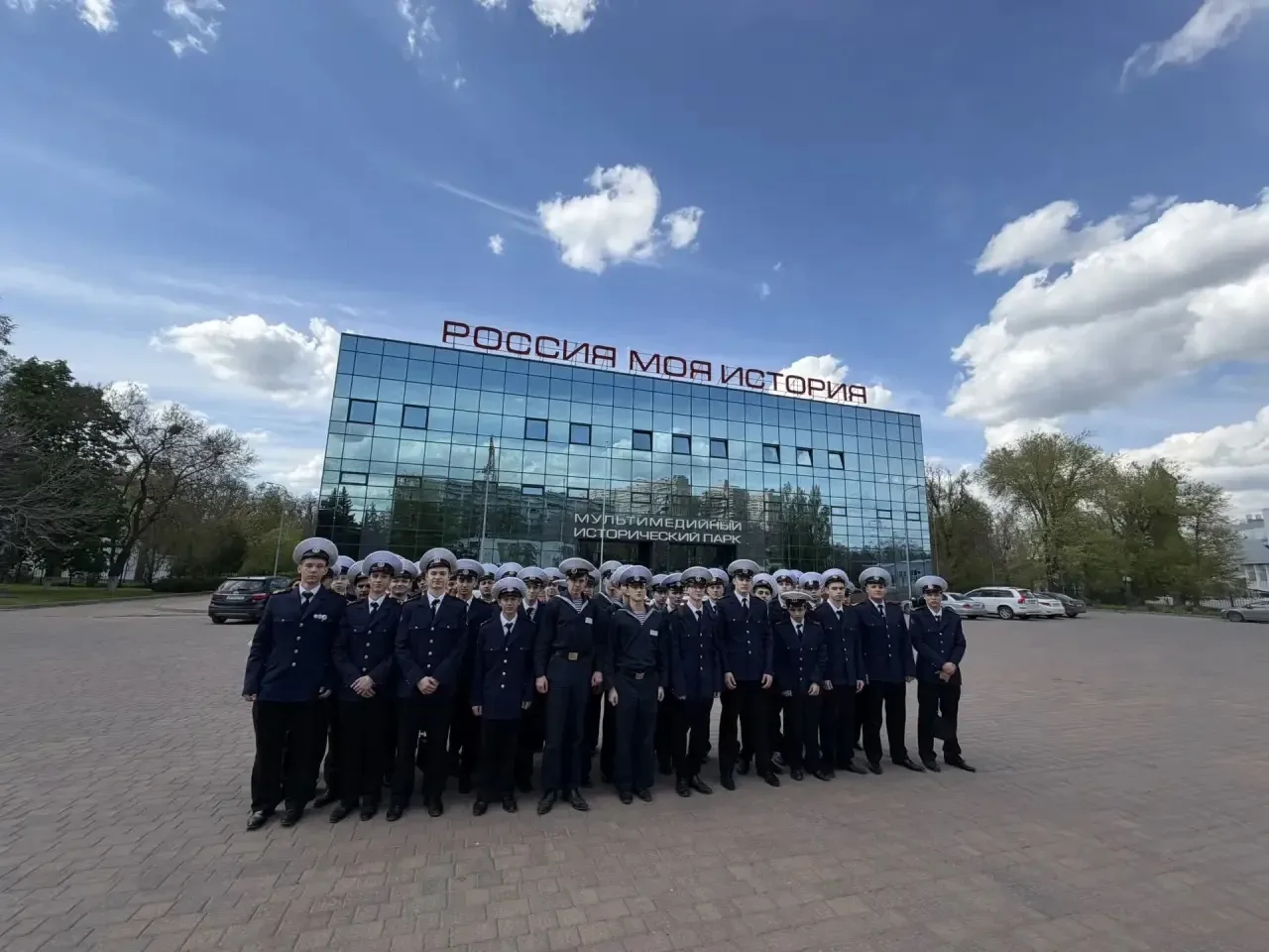 📍 Курсанты МПК ХГМА в историческом путешествии  Курсанты Морского профессионального колледжа ХГМА по