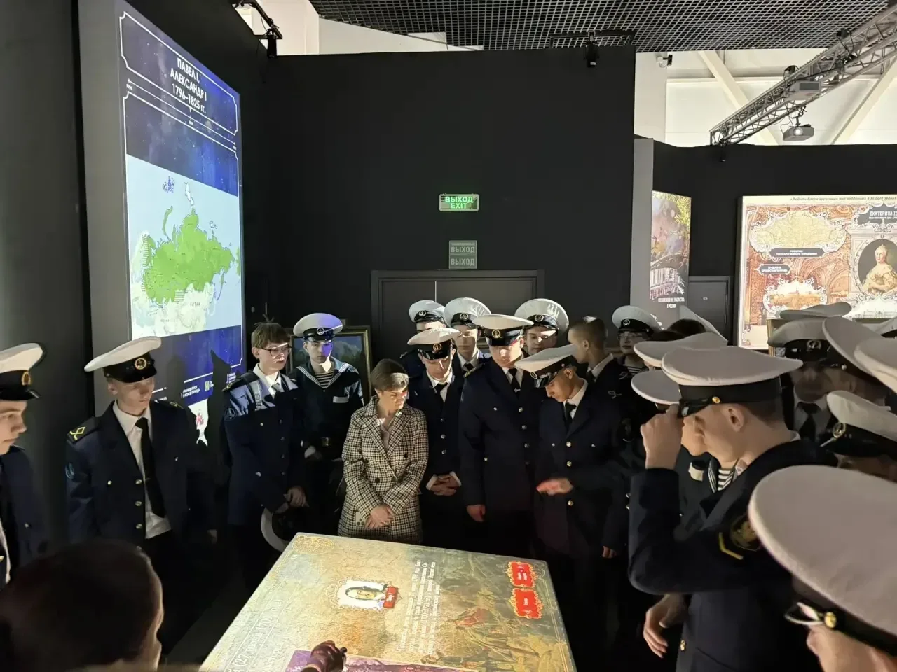 📍 Курсанты МПК ХГМА в историческом путешествии  Курсанты Морского профессионального колледжа ХГМА по