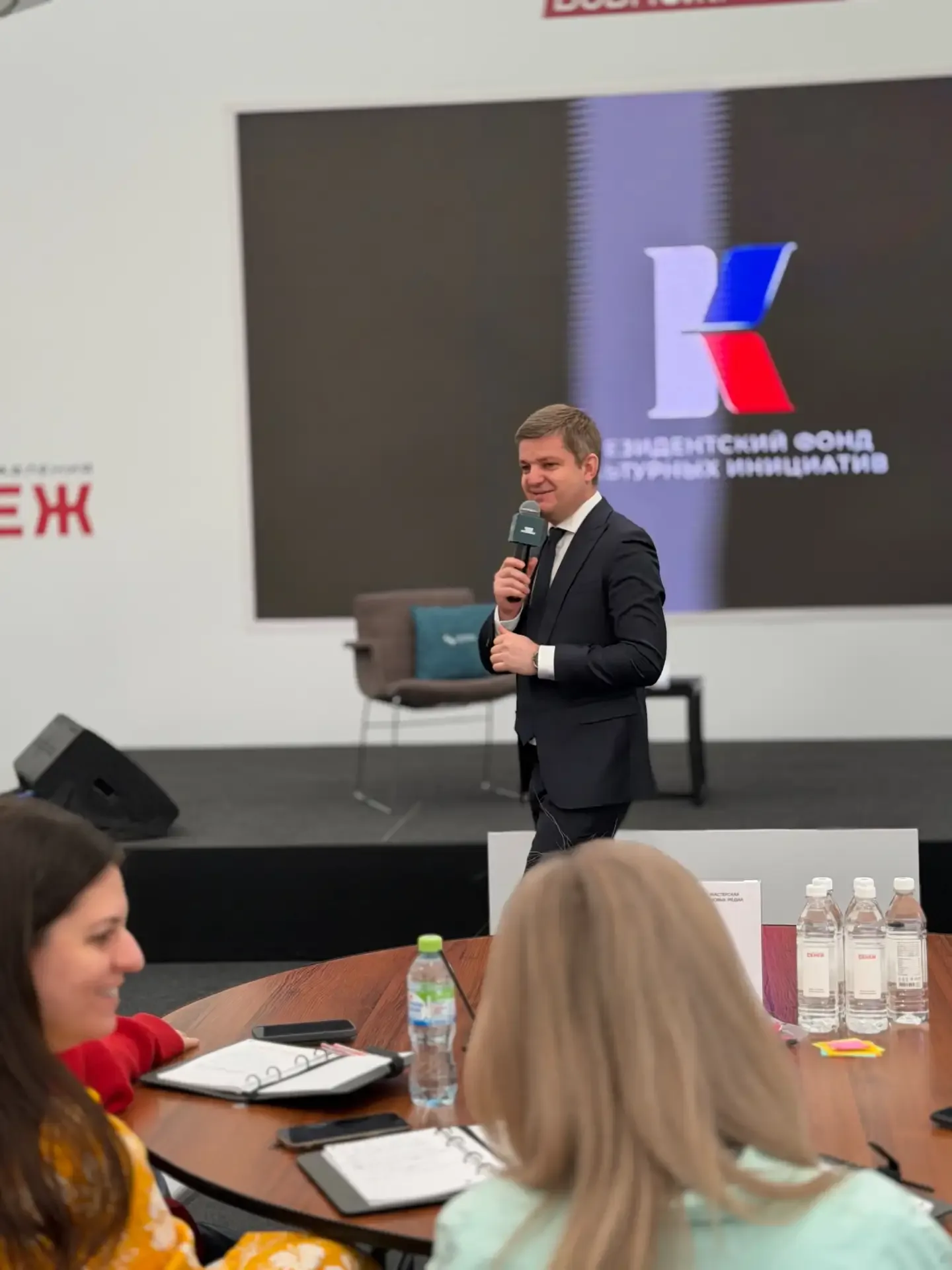 Сегодня начался второй модуль Мастерской Новых Медиа потока «Стратегические коммуникации», работаем 