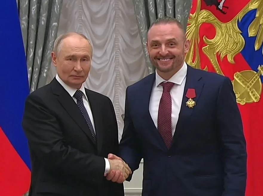 В Екатерининском зале Кремля сегодня Президент вручал государственные награды.   «Вручение государст