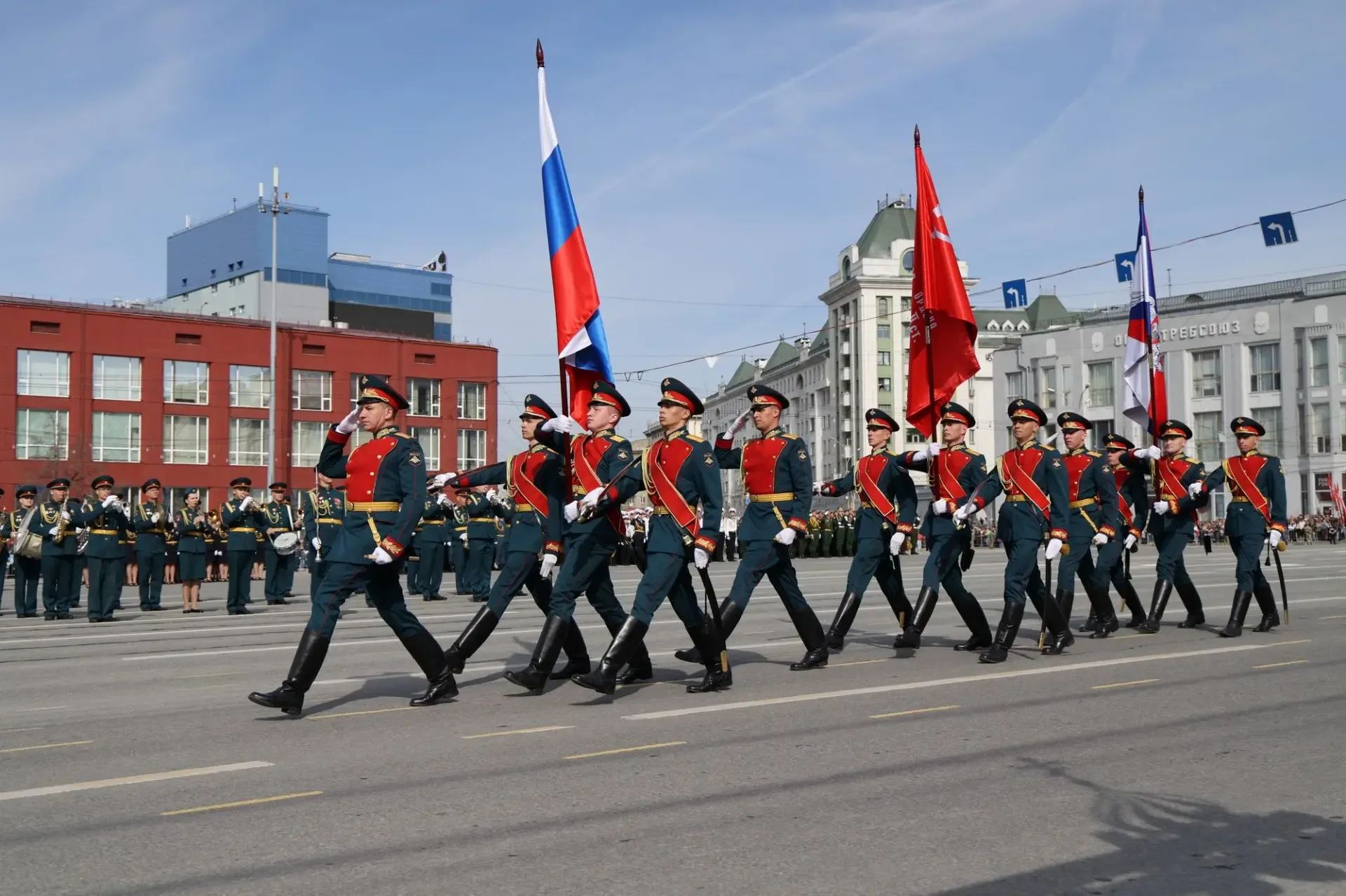 Новосибирская область провела День Победы в атмосфере единства и памяти  Новосибирская область отмет