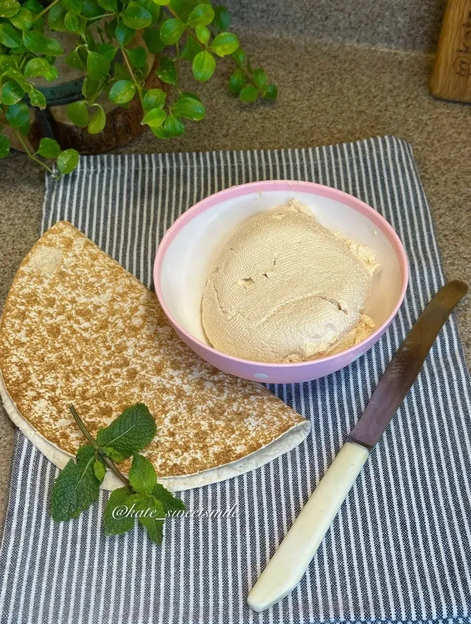 ТВОРОГ ИЗ РЯЖЕНКИ  ⠀⠀ Многие знают, что это очень вкусный творог! Но не все🫶, поэтому обязательно по