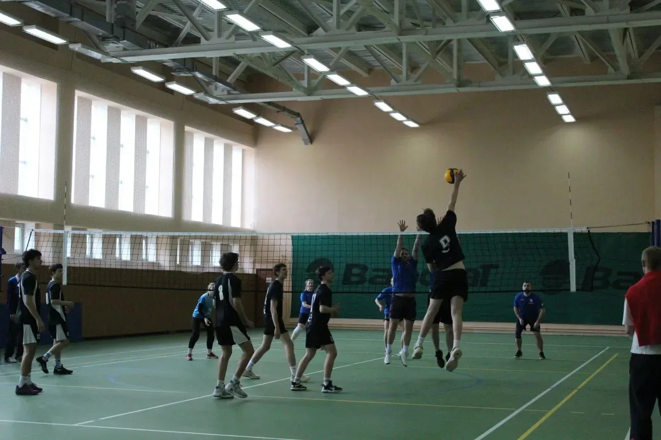 🏐 Турнир завершён! Подводим итоги товарищеских волейбольных соревнований МАДИ и ГУП «Мосгортранс»  В