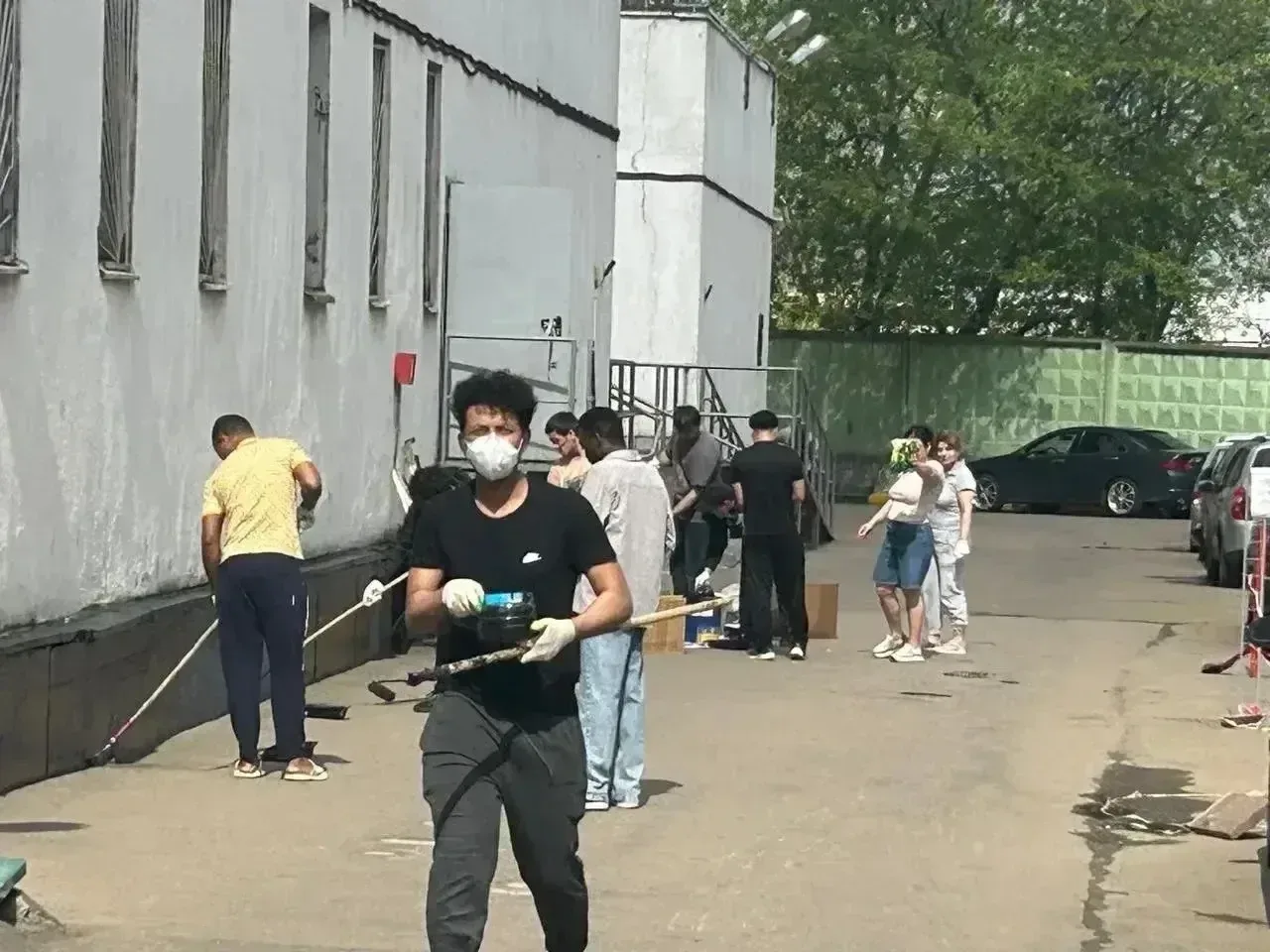 🌿 Весенний студенческий субботник в МАДИ 🌿  На территории студенческого городка 16 мая прошёл традиц
