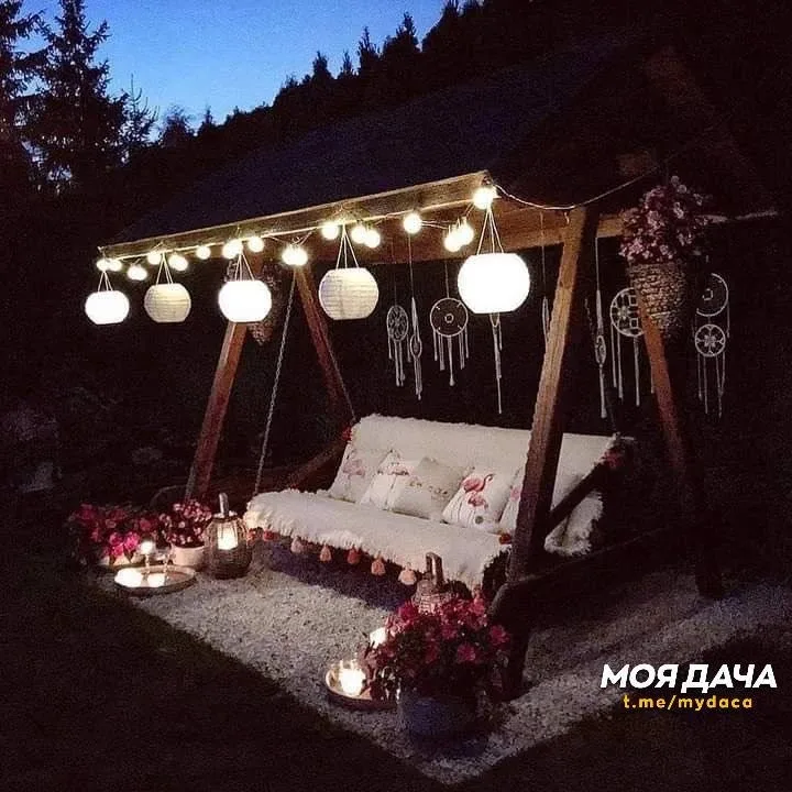 Варианты оформления подвесных качель подсветкой 💡  Берите на заметку понравившиеся идеи!