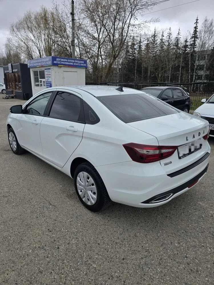 LADA VESTA 2024г. ✅️ Один хозяин ✅️ Зелёная Автотека ✅️ Без дтп, без окрасов  1.6л, Механика.  Компл