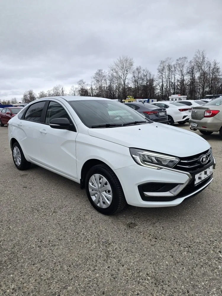 LADA VESTA 2024г. ✅️ Один хозяин ✅️ Зелёная Автотека ✅️ Без дтп, без окрасов  1.6л, Механика.  Компл