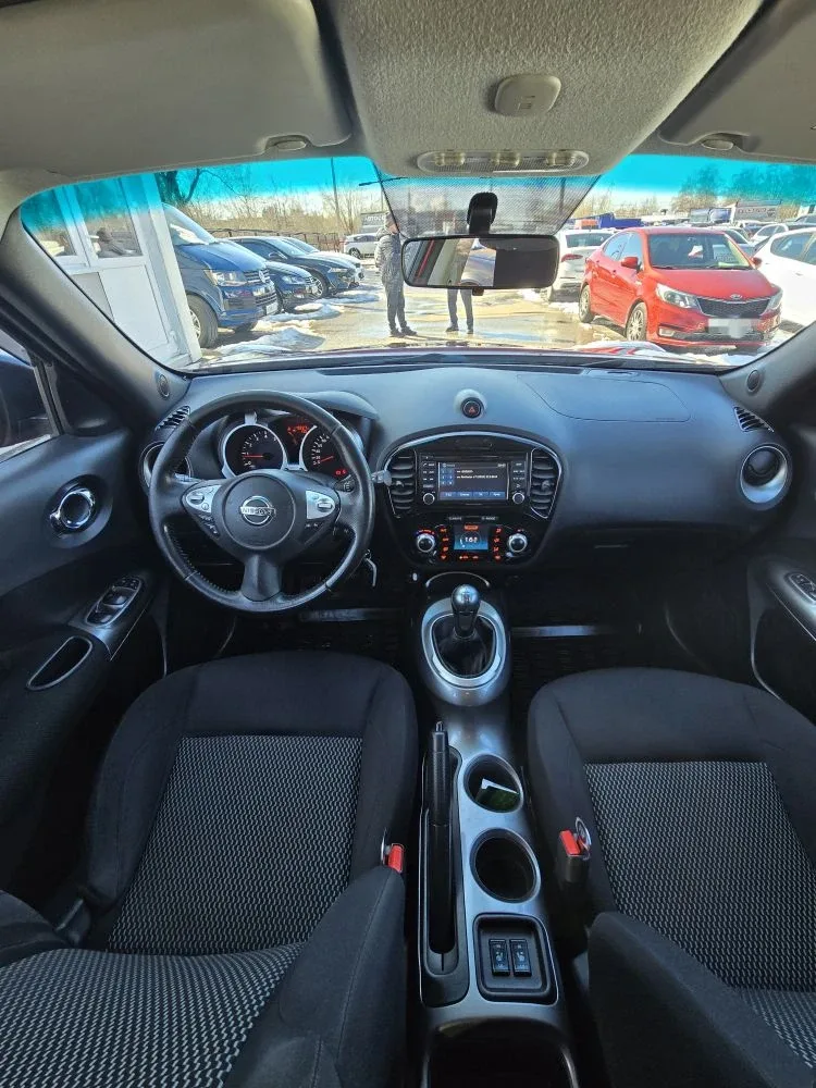 Nissan Juke 2015г.э,1.6л,МТ ✅️ Без дтп. ✅️ Пробег 119т.км.  ✅️ Богатая  комплектация:  Есть климат-к