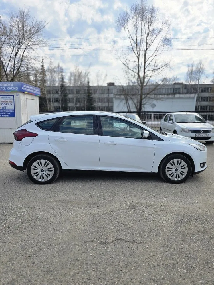 Ford Focus 2018г. ✅️ Без окрасов! ✅️ Два владельца ✅️ Оригинальный пробег. 1.6 л, 125л.с, автоматиче