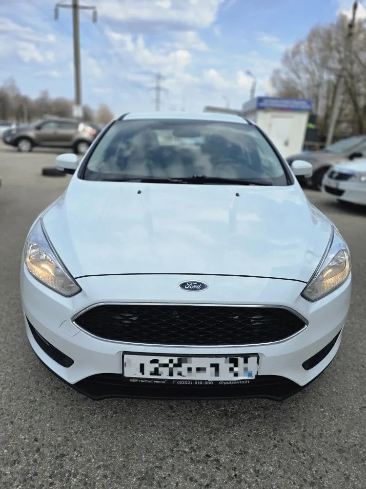 Ford Focus 2018г. ✅️ Без окрасов! ✅️ Два владельца ✅️ Оригинальный пробег. 1.6 л, 125л.с, автоматиче