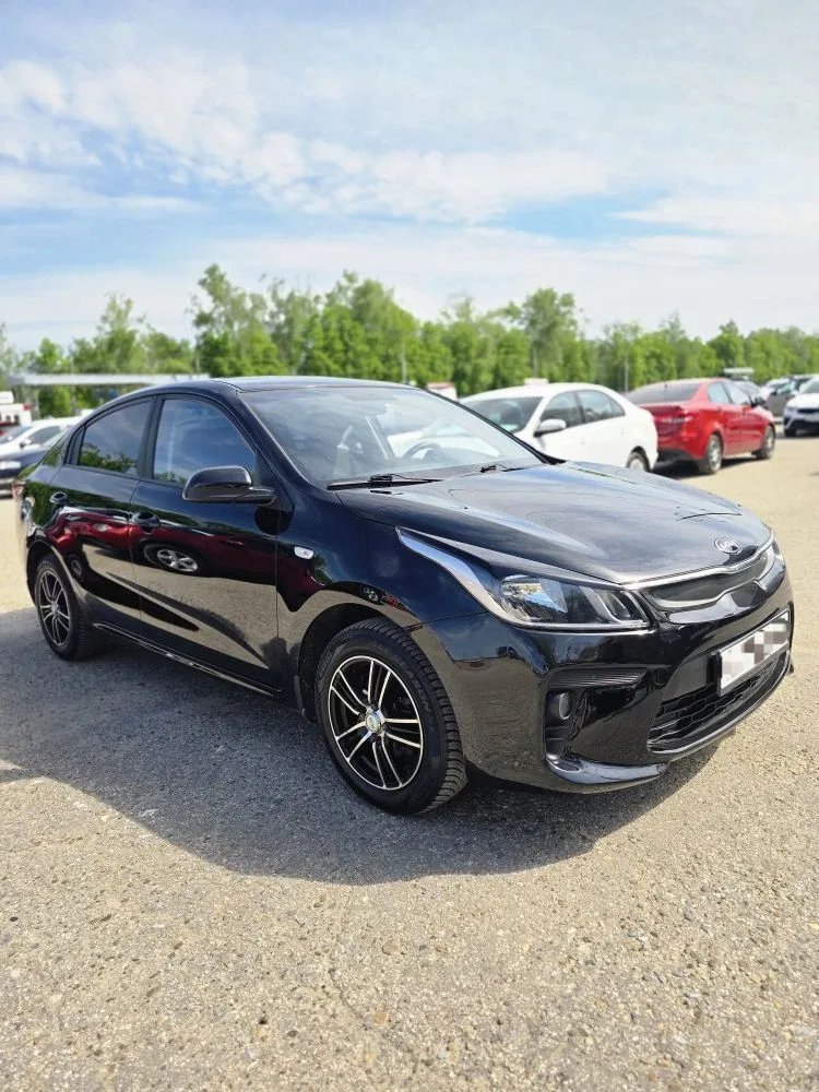 Kia Rio 2018г. АВТОМАТ. ✅️ Два владельца  ✅️ Пробег 90тыс.км  Комплектация: кондиционер, круиз-контр