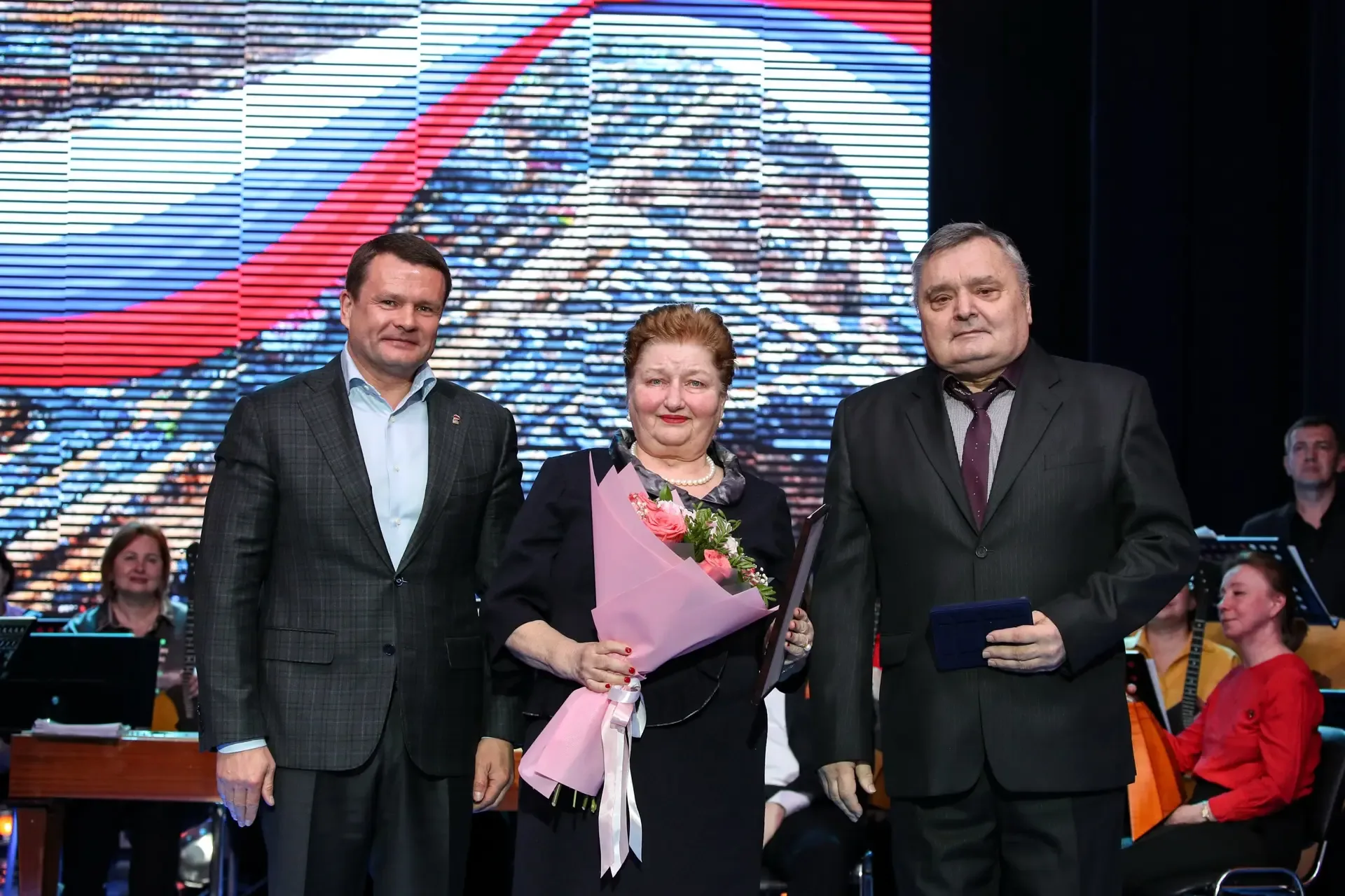 Несколько десятилетий назад началось освоение Крайнего Севера. Совсем молодыми приезжали сюда смельч