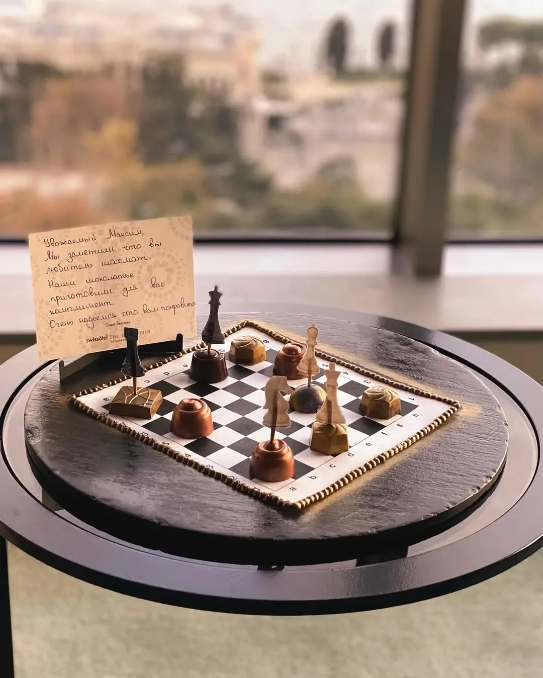 Мы остановились в отеле Swissotel The Bosphorus Istanbul с потрясающим видом на пролив Босфор😍 ⠀ Оте